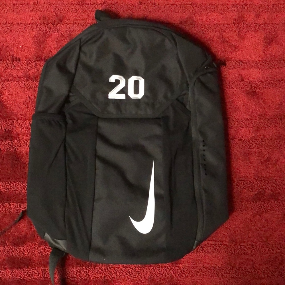 NIKE BACKPACK